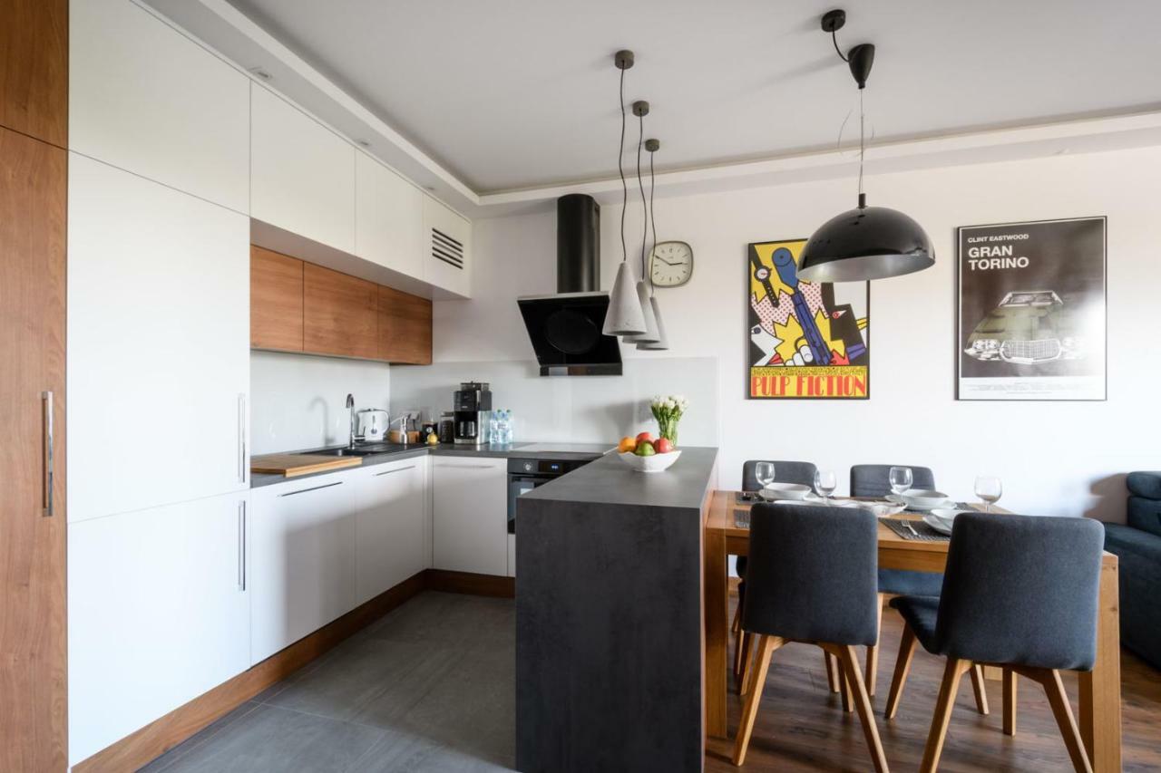 Cinema Apartment - وارسو المظهر الخارجي الصورة